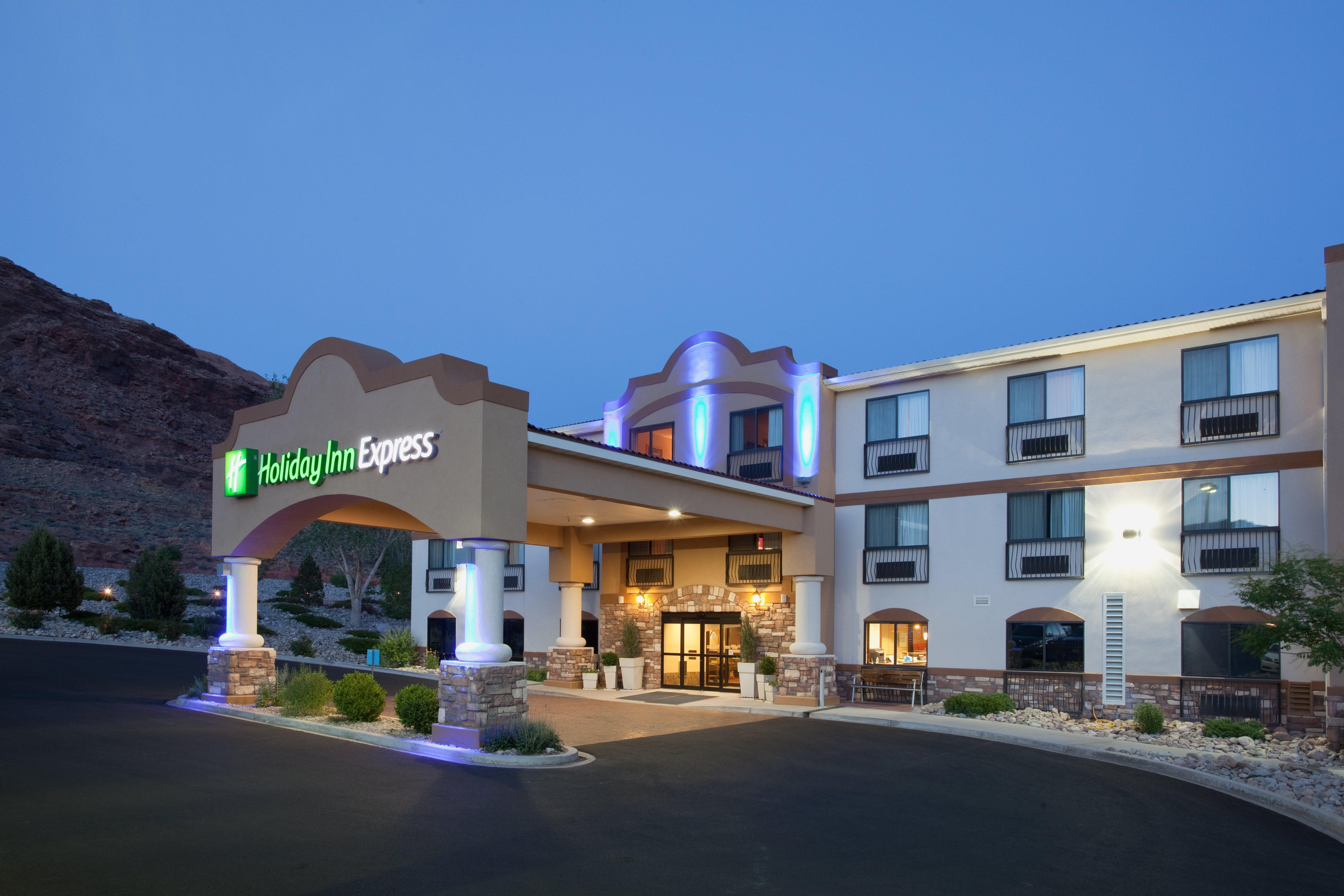 Holiday Inn Express Hotel & Suites Moab By Ihg Exterior foto